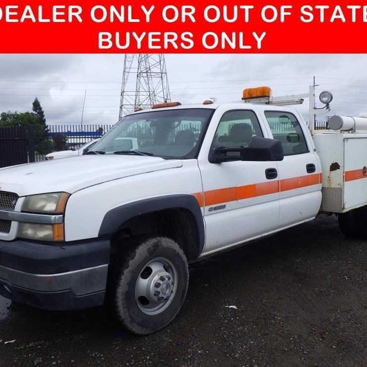 2005 CHEVROLET 3500