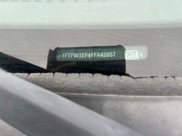 2015-ford-f150-image-21