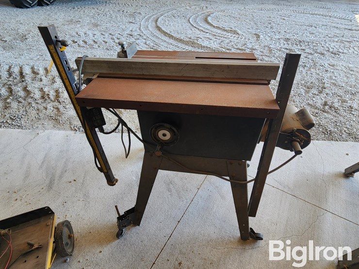 craftsman-113-10"-bench-saw-image-4