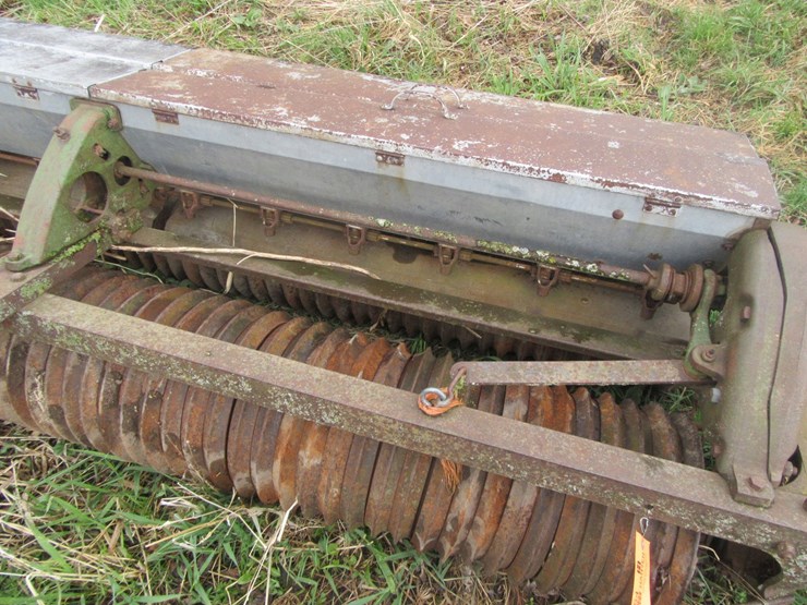 #9564-•-brillion-cultipacker-seeder-image-6