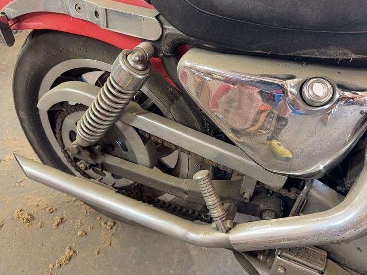 1987-harley-davidson-sportster-883-1987-harley-davidson-883---parts-included,-windshield,-tank-and-oem-petcock,-misc.-image-7