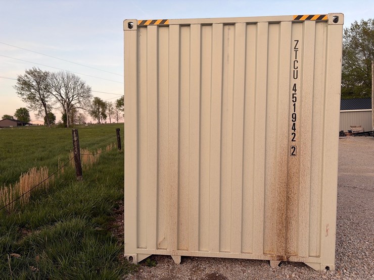 #100-•-40’-container-image-5