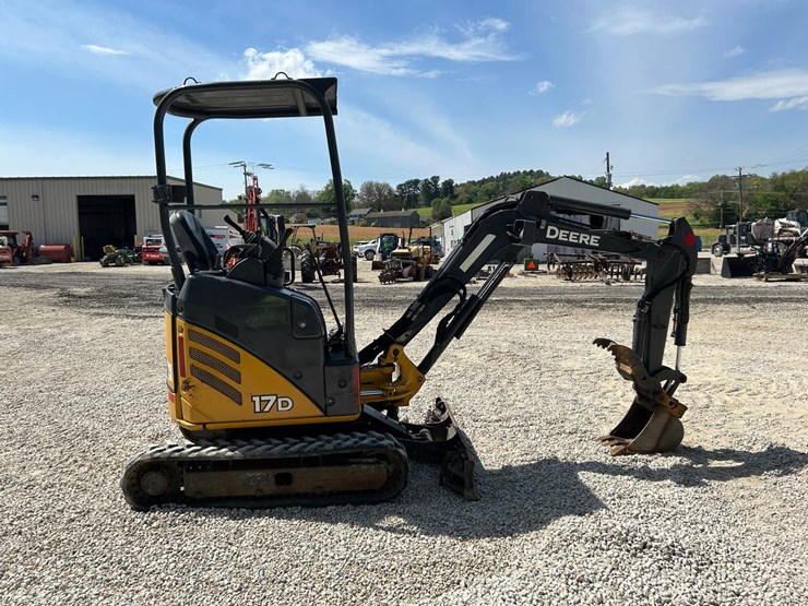 deere-17d-image-5