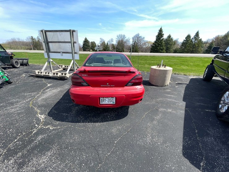 #498-•-2004-pontiac-grand-am-(has-wi-title)-(denmark,-wi)-image-6