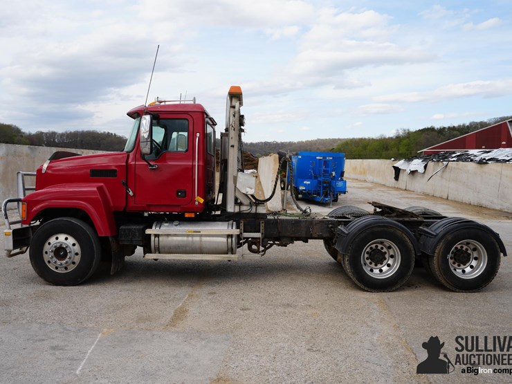 2007-mack-chn613-image-8