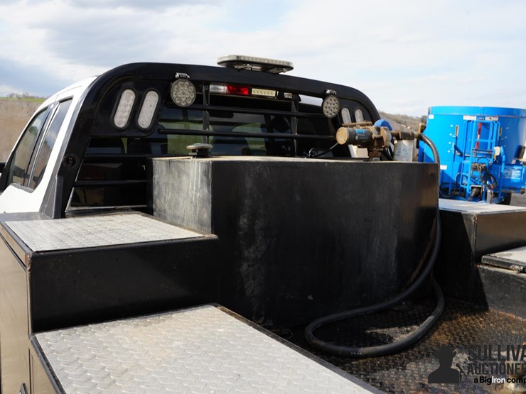 2021-ford-f350-xlt-image-17