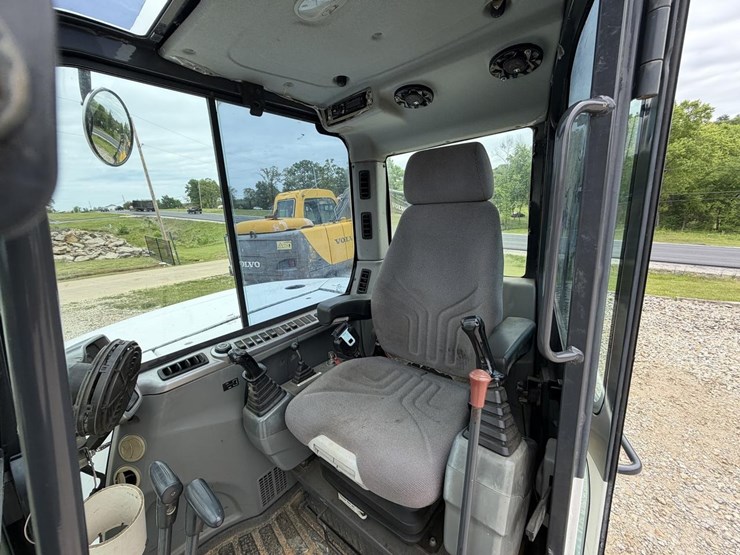 bobcat-e80-image-10