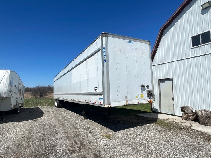 #320-•-2009-stoughton-semi-trailer-(has-wi-title)-(denmark,-wi)-image-3