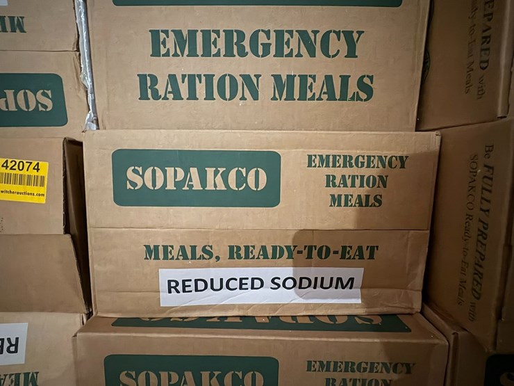 #42074-•-lot-of-mre-meals-image-4
