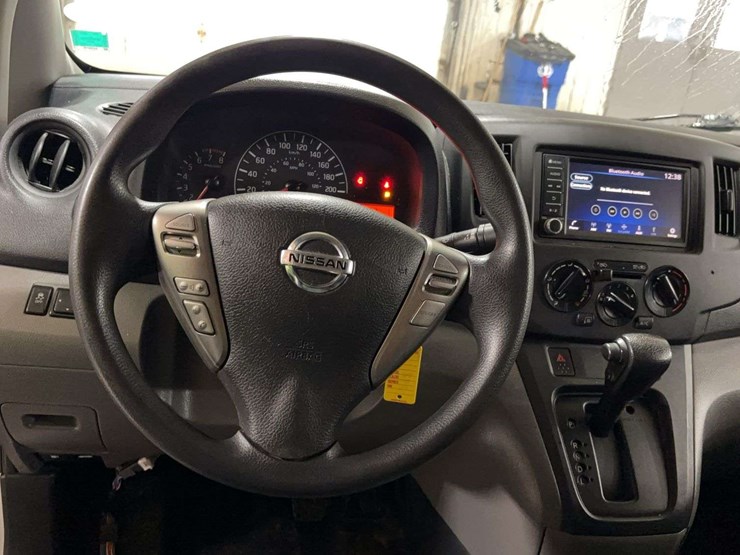 2020-nissan-nv200-image-14