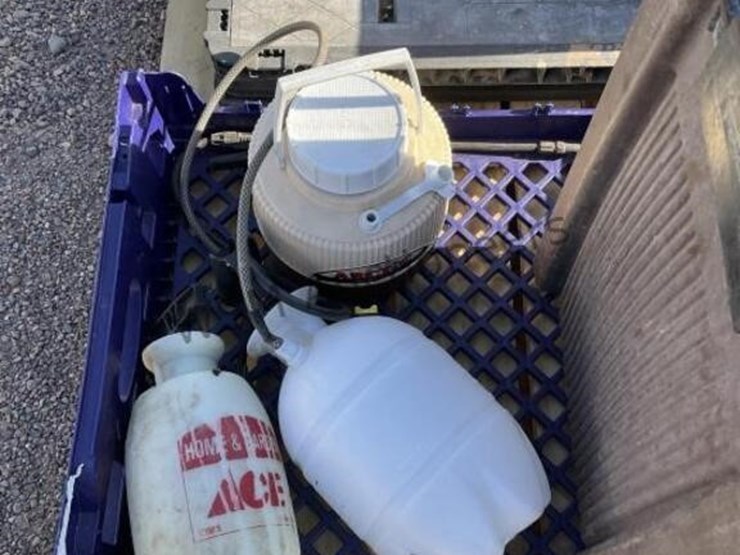 pallet-of-misc-image-6