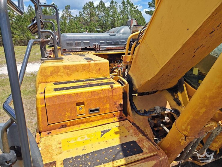 2016-komatsu-pc360-lc-11-image-31