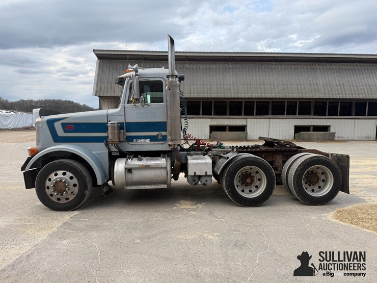 1998-peterbilt-378-image-8