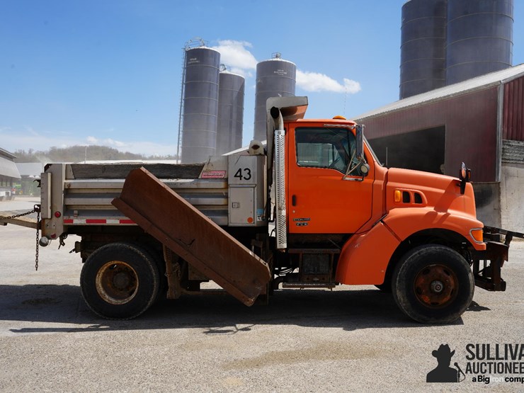 2001-sterling-l9511-image-4