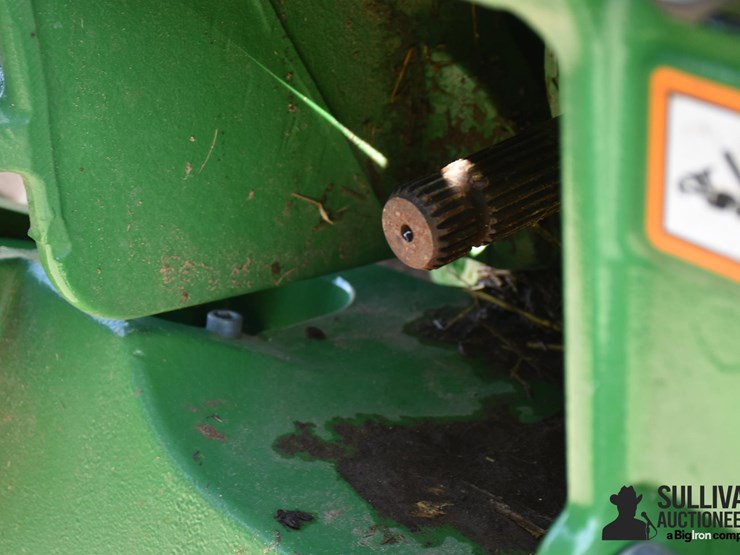 2022-john-deere-7r-250-image-11