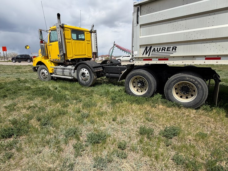 2009-western-star-day-cab-image-9
