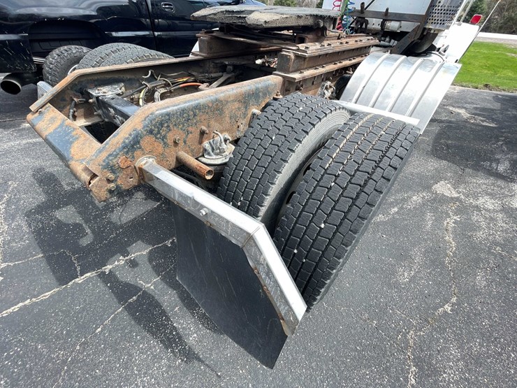 1997-kenworth-t800-image-31