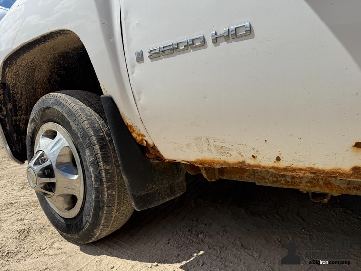 2008-chevrolet-silverado-3500-image-15