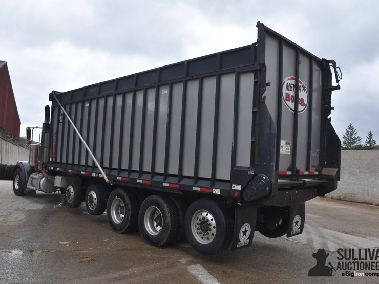 2011-peterbilt-367-image-7