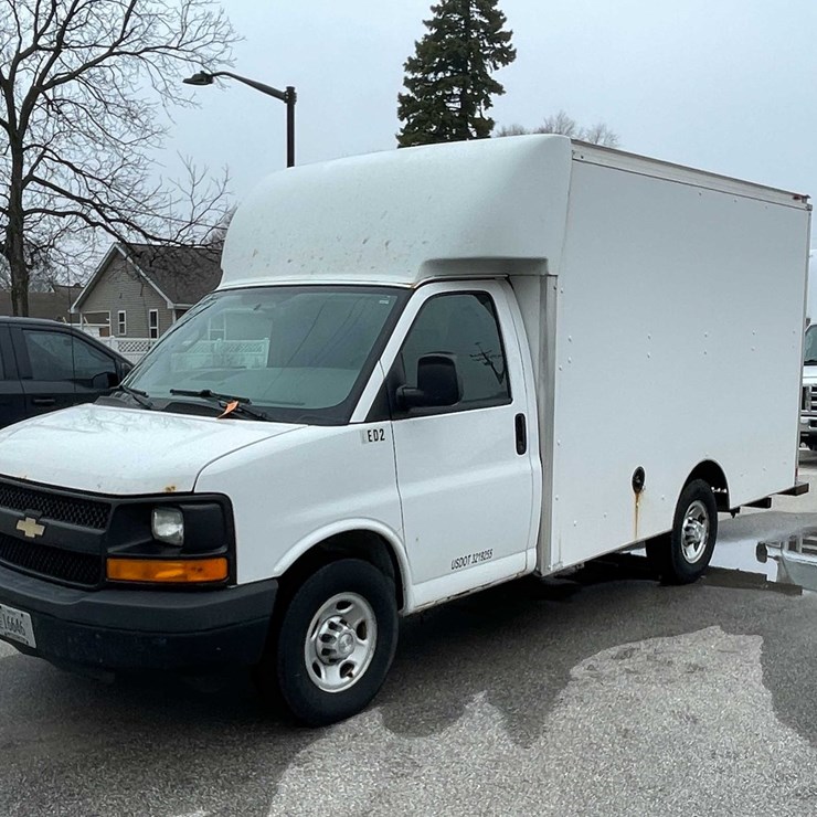 2016 CHEVROLET 3500