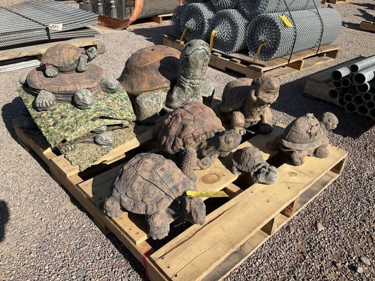 pallet-of-asst-concrete-turtles-and-stepping-image-2