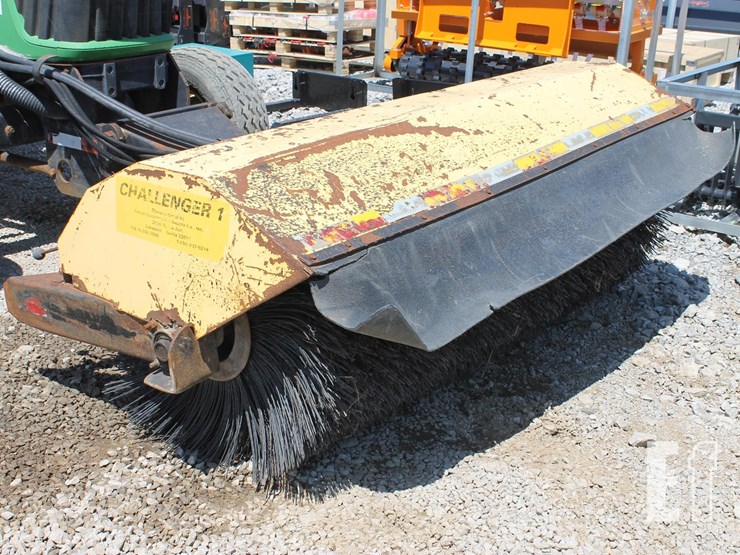 john-deere-5225-image-8