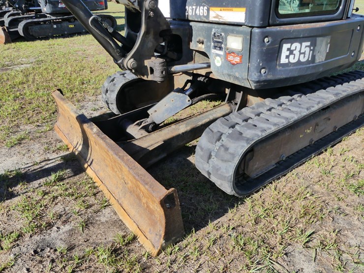 2015-bobcat-e35i-image-9