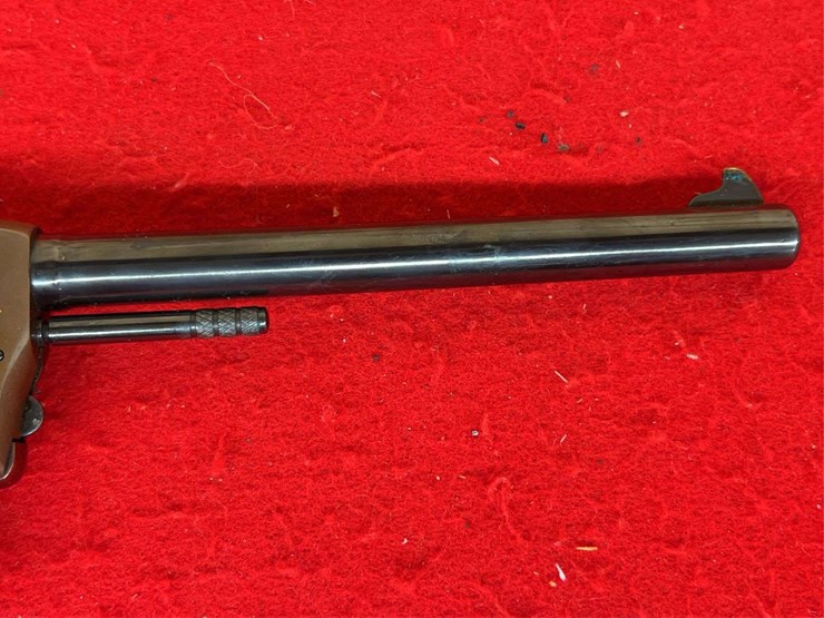 h&r-arms-company-.22-caliber-revolver-image-15