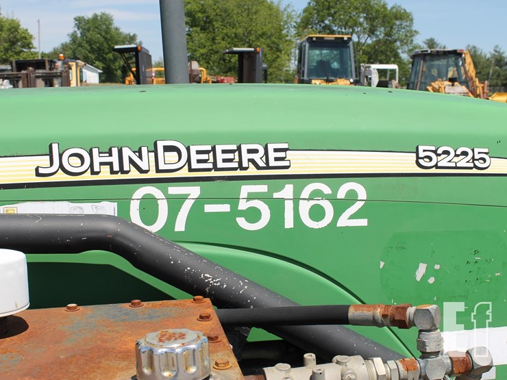 john-deere-5225-image-7