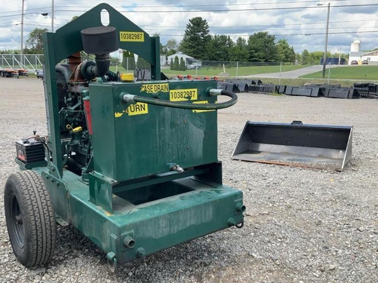 john-deere-4045t-image-14
