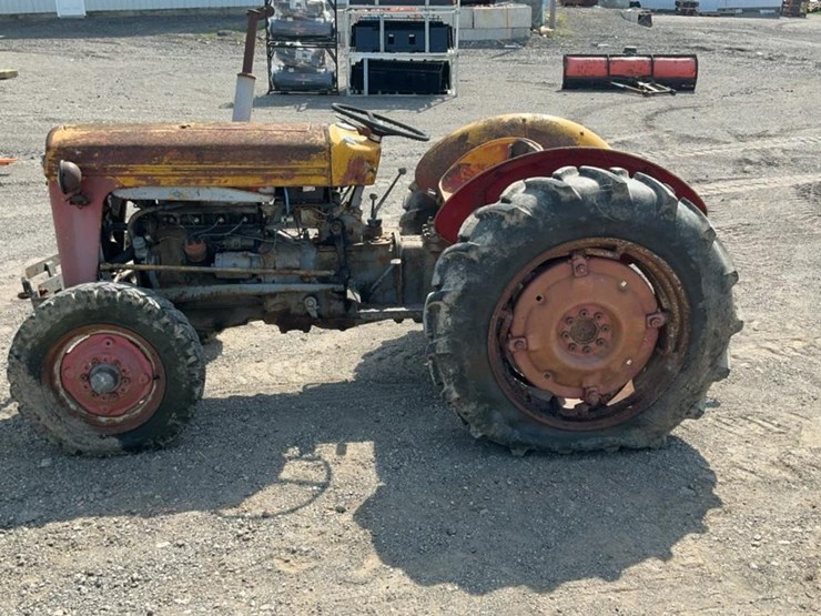massey-ferguson-35-image-2