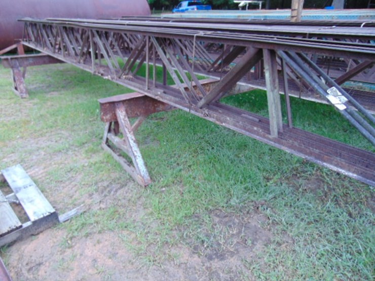 (3)-bar-joists--25'-8"-image-2