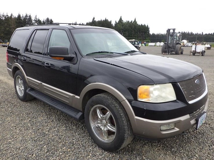 2003-ford-expedition-image-3