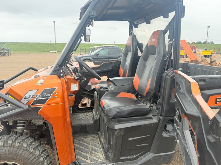 2014-polaris-ranger-image-17