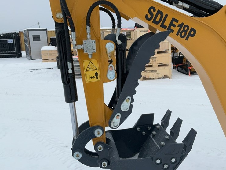 #1600-•-unused-sdlanch-ire18p-mini-hydraulic-excavator-with-pilot-operation-image-9