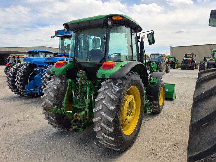 2013-john-deere-6140d-image-10
