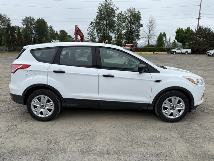 2016-ford-escape-image-3