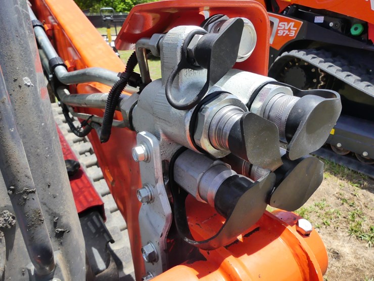 2024-kubota-svl75-3-image-13