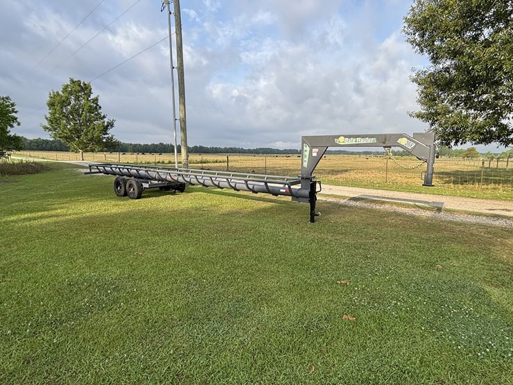 2026-west-valley-36-ft-gooseneck-hydraulic-dump-bale-wagon-image-1
