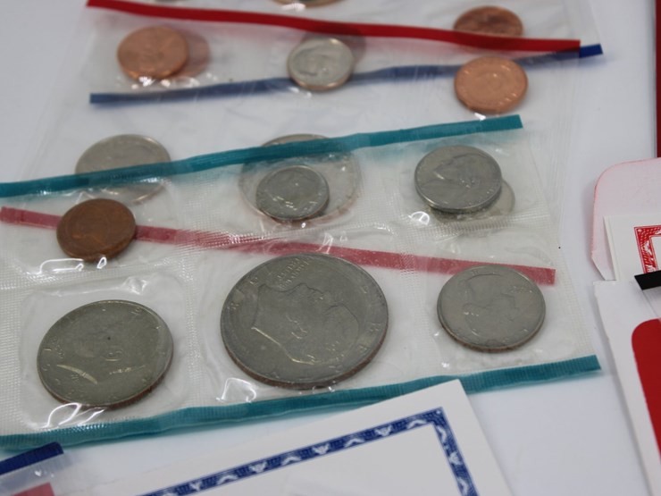 #36134-•-(12)-uncirculated-proof-coin-sets-|-silver,-etc...-image-22