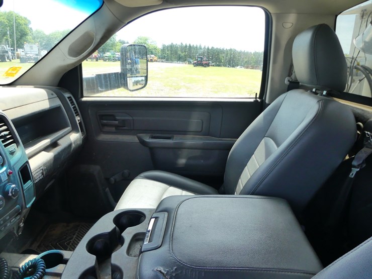 2016-ram-5500-image-19
