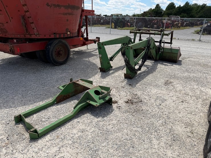 john-deere-158-image-4