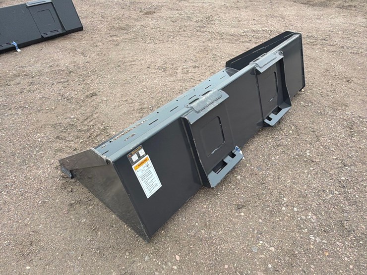 unused-2025-wolverine-tdb-11-84w-skid-steer-track-duty-bucket-image-4