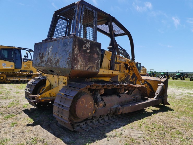 deere-850e-image-3
