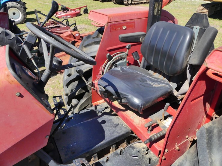 massey-ferguson-281-image-10