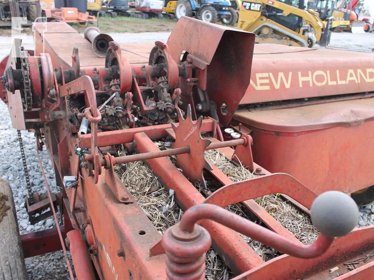 new-holland-273-image-5