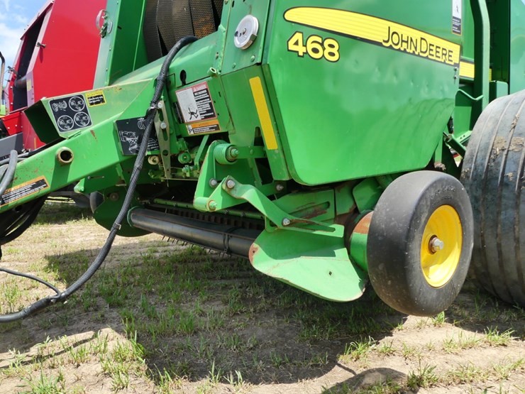 2012-john-deere-468-image-9