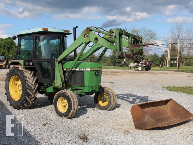 john-deere-2555-image-8