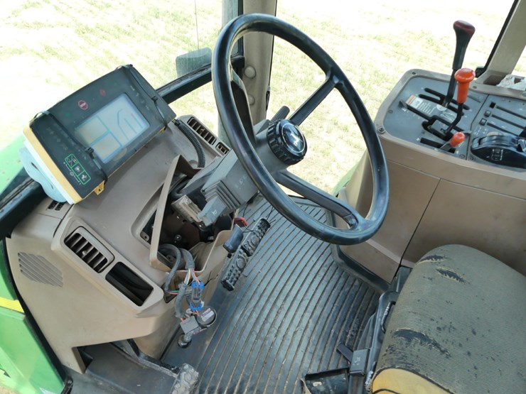 1998-john-deere-7410-image-13