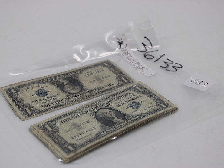 #36133-•-(22)-1957-and-qty-4,-1935-silver-certificates,-1-dollar-bills-image-2